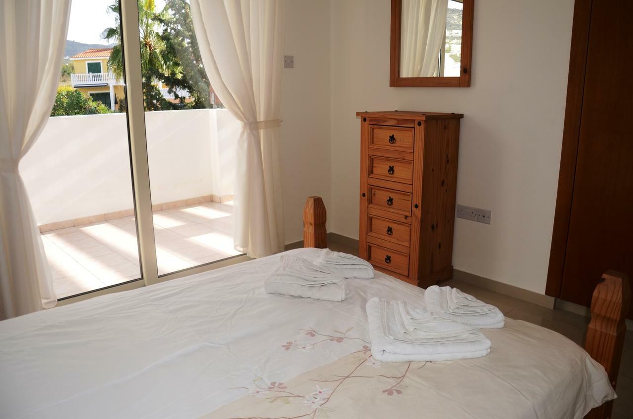 Top Floor, 2 Bedroom Apartment Vanessa D204, Free Wifi, Village View Peyia Chambre photo