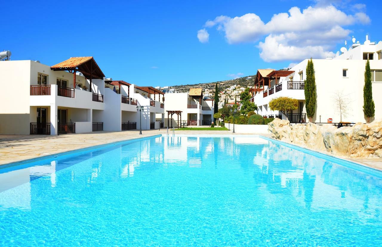 Top Floor, 2 Bedroom Apartment Vanessa D204, Free Wifi, Village View Peyia Extérieur photo