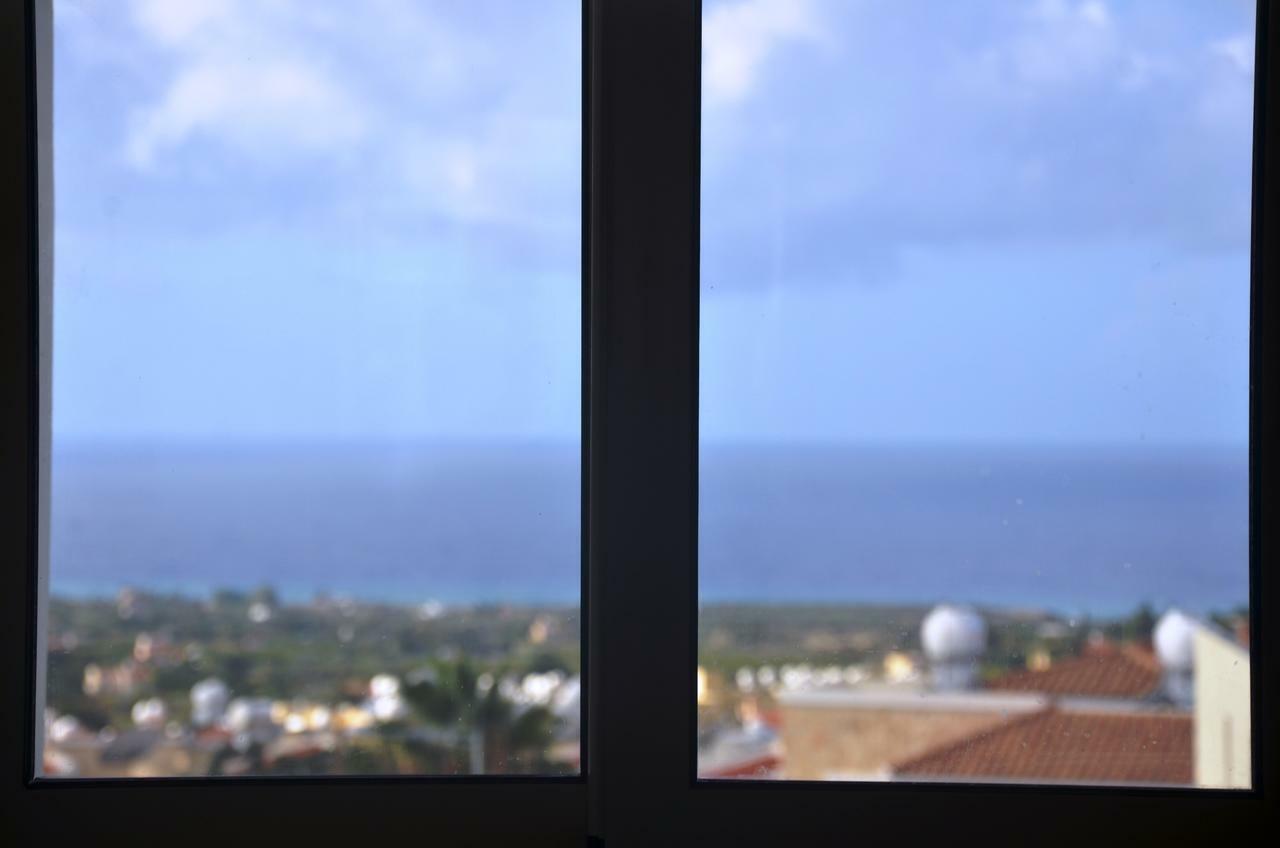 Top Floor, 2 Bedroom Apartment Vanessa D204, Free Wifi, Village View Peyia Chambre photo