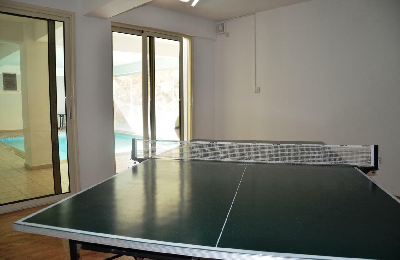 Top Floor, 2 Bedroom Apartment Vanessa D204, Free Wifi, Village View Peyia Extérieur photo